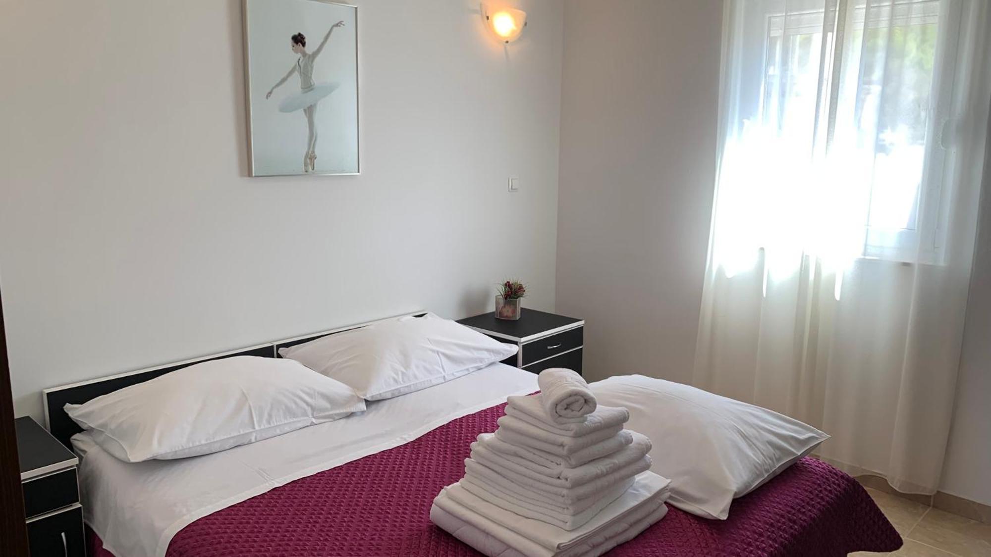 Luxury Apartments Villa Lenka โปดสตรานา ภายนอก รูปภาพ