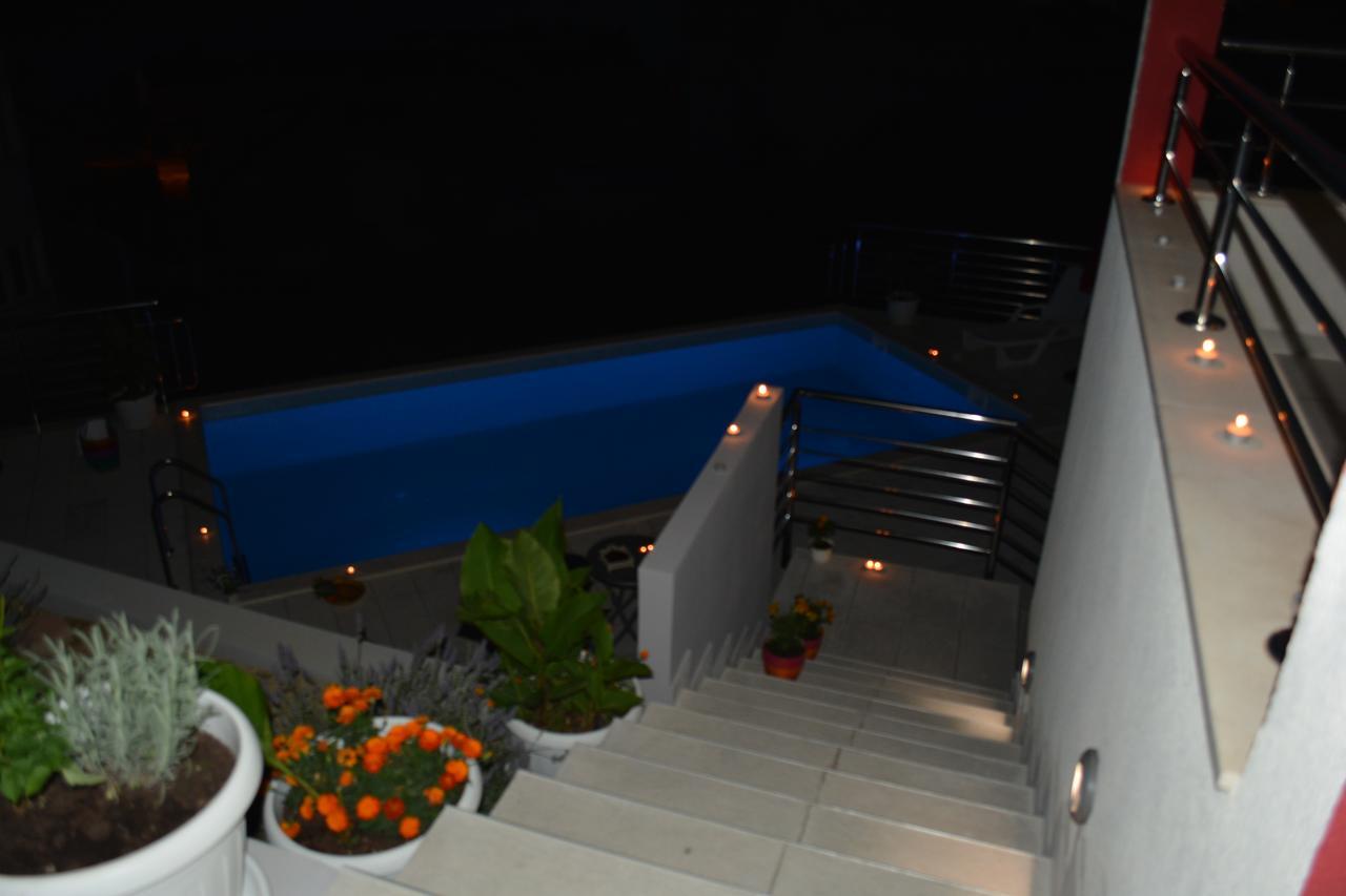 Luxury Apartments Villa Lenka โปดสตรานา ภายนอก รูปภาพ