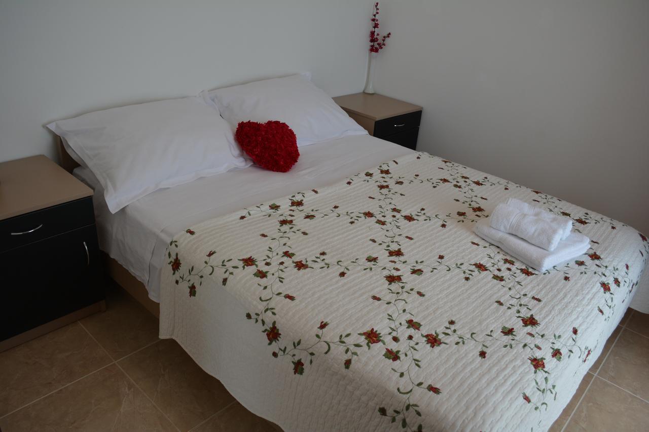 Luxury Apartments Villa Lenka โปดสตรานา ภายนอก รูปภาพ